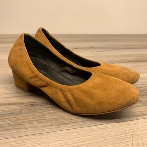 Jeffrey Campbell Brown Suede Slip On Suede Closed Heels Womens 8.5 M